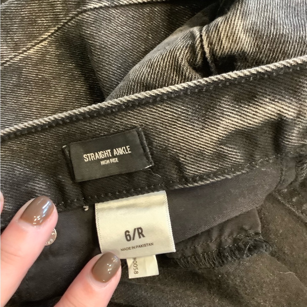 Express Black Ankle & Cropped Jeans - Picture 5 of 8